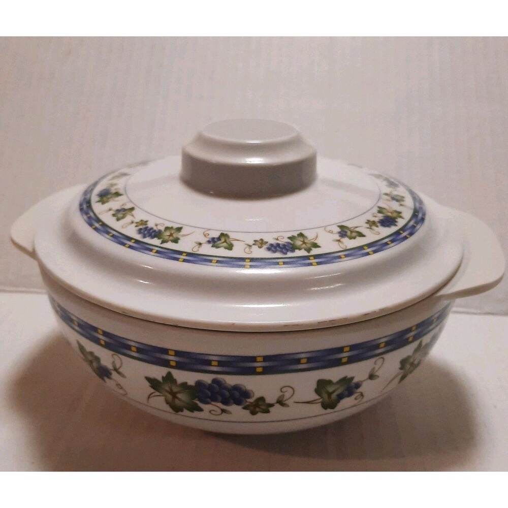 Hua Mei Melamine Covered Bowl 1-48 Grape Leaf Pattern Vtg Kitchen Retro Kitschy